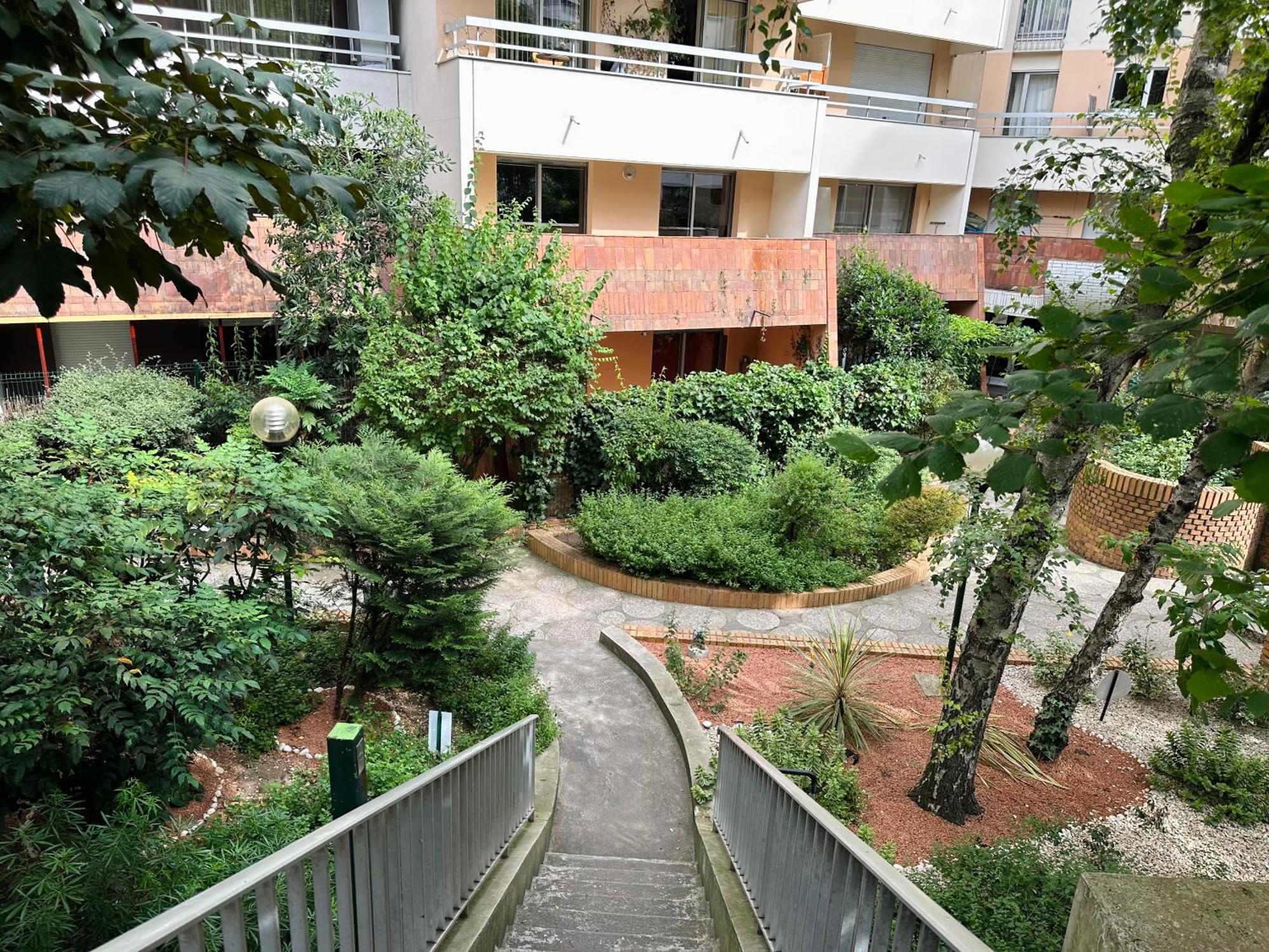 Cosy Duplex Avec Parking A Paris 19 By Immo Kit Bnb Ngoại thất bức ảnh